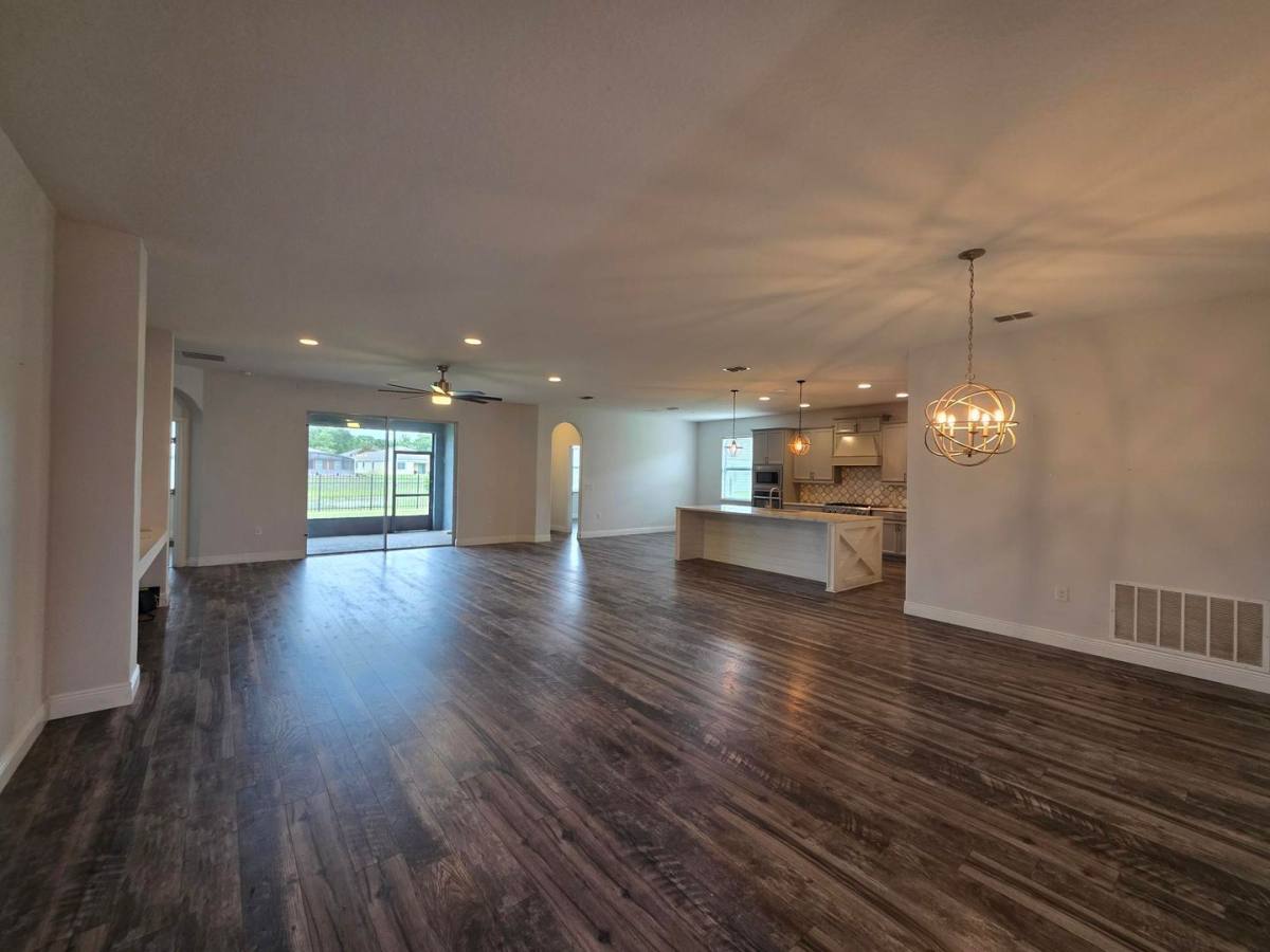 House for rent at 305 Drayton Ave, Davenport, FL 33837
