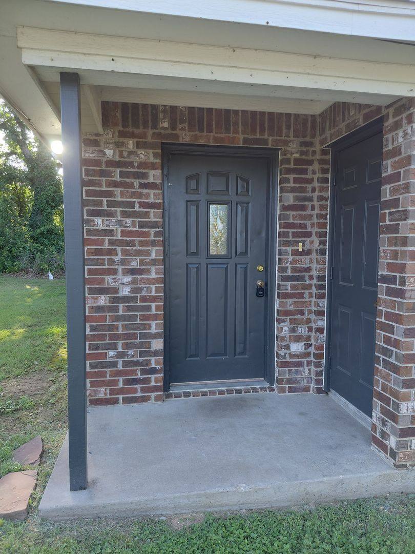 House for rent at 1561 Greenwood Rd, Weatherford, TX 76088