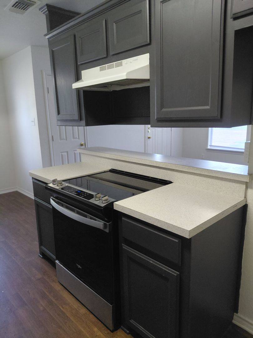 House for rent at 1561 Greenwood Rd, Weatherford, TX 76088