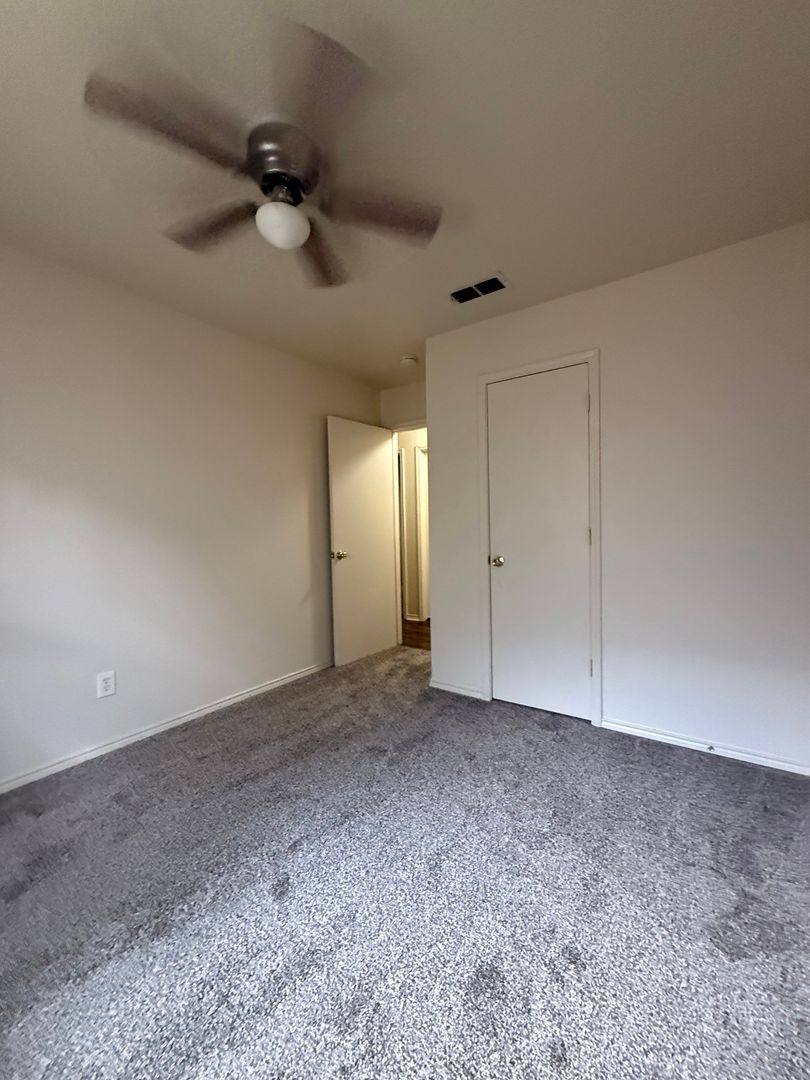 Townhouse for rent at 217 Rentz Place Cr, Weatherford, TX 76086