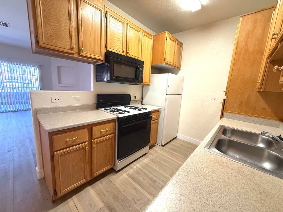 Apartment for rent at 4730 E Craig Rd, Las Vegas, NV 89115