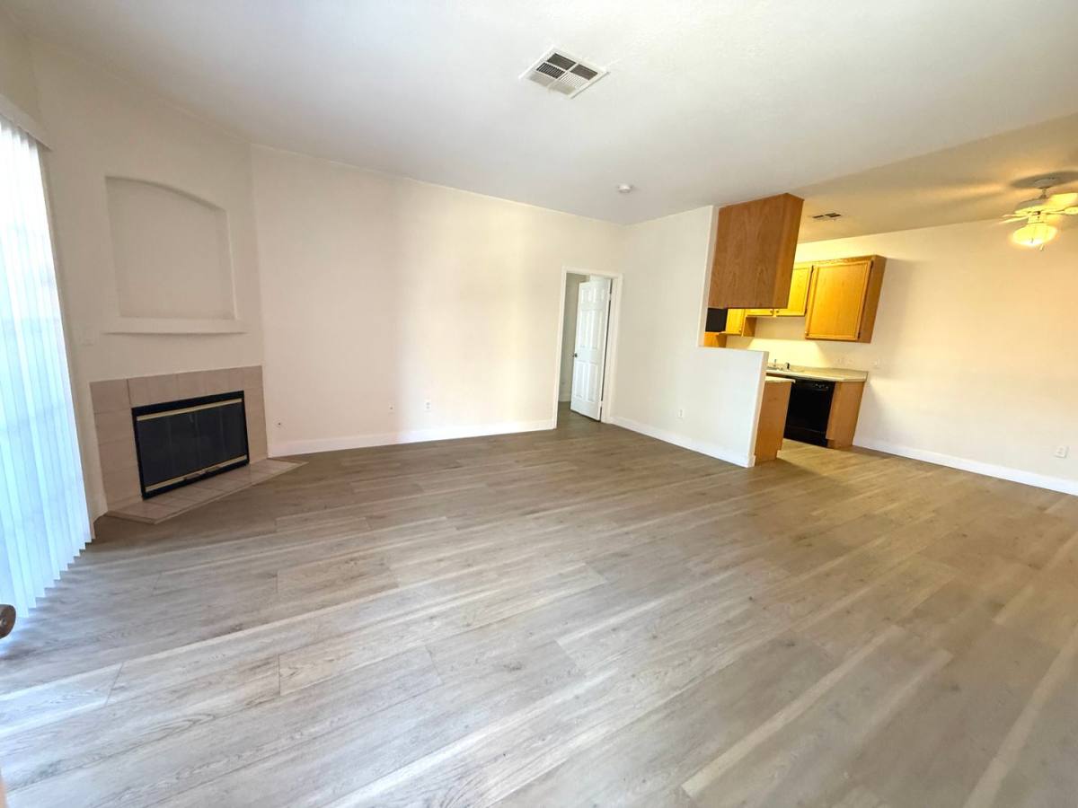 Apartment for rent at 4730 E Craig Rd, Las Vegas, NV 89115