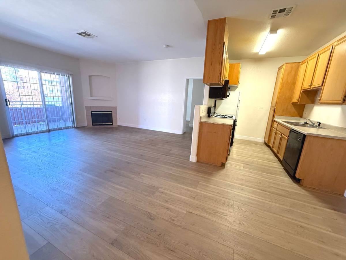 Apartment for rent at 4730 E Craig Rd, Las Vegas, NV 89115