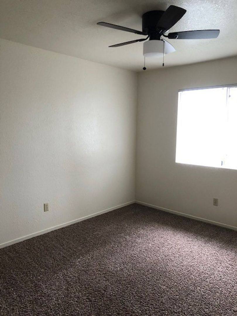 Apartment for rent at 1118 & 1120 Layton Rd, Redding, CA 96002