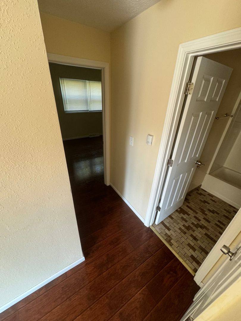 Apartment for rent at 1707 School St, Rockford, IL 61101