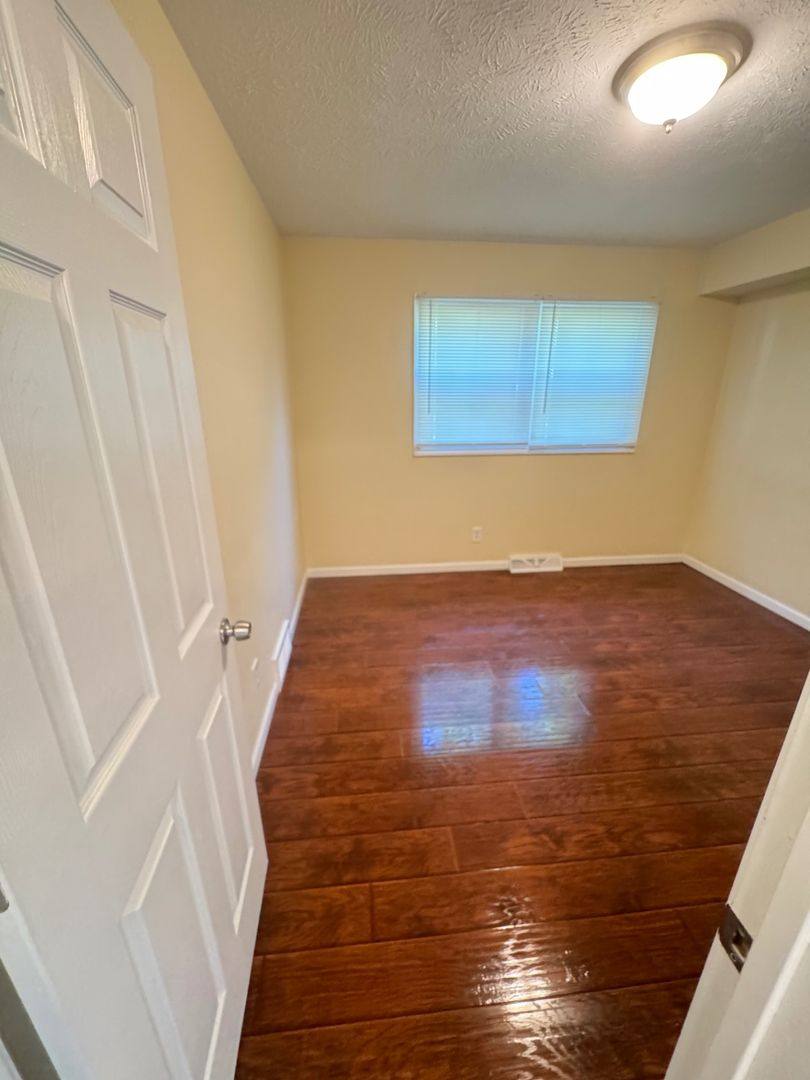 Apartment for rent at 1707 School St, Rockford, IL 61101
