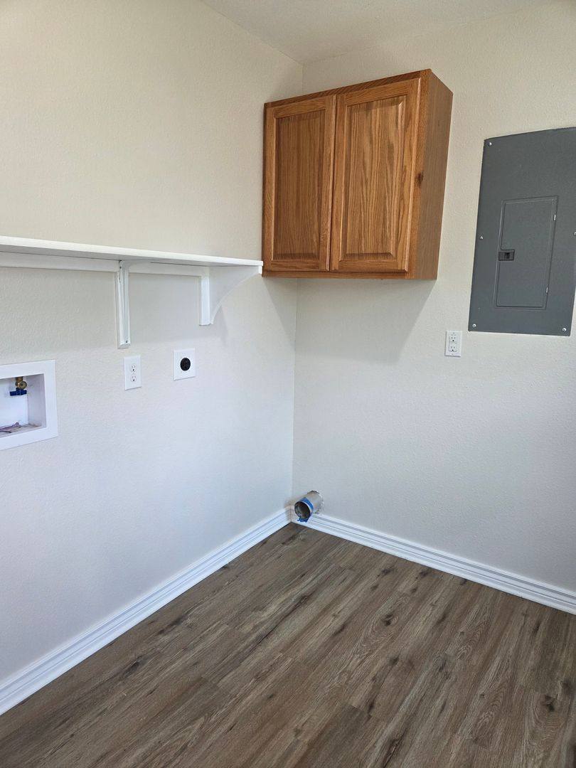 House for rent at 727 Menefee Blvd, San Antonio, TX 78237