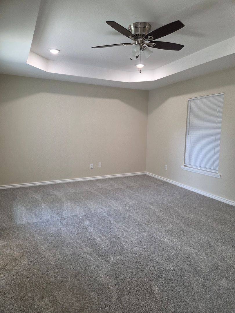 House for rent at 727 Menefee Blvd, San Antonio, TX 78237