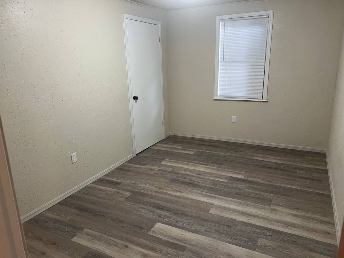 Apartment for rent at 200 E Downing, Tahlequah, OK 74464
