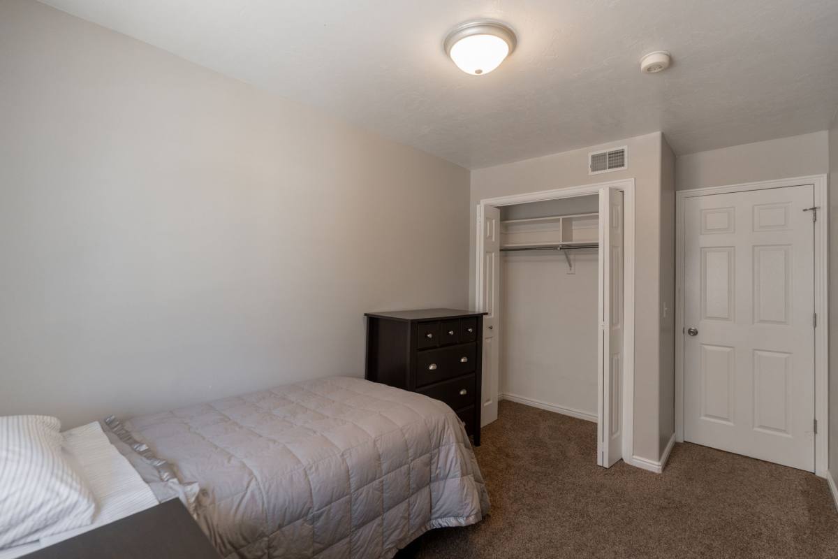 Condo for rent at 935 N University Ave, Provo, UT 84604