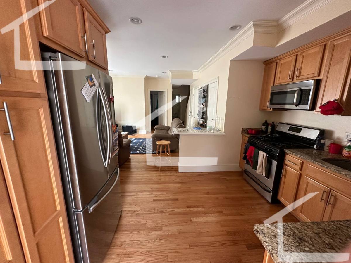 House for rent at 23 Lothrop St #2, Brighton, MA 02135