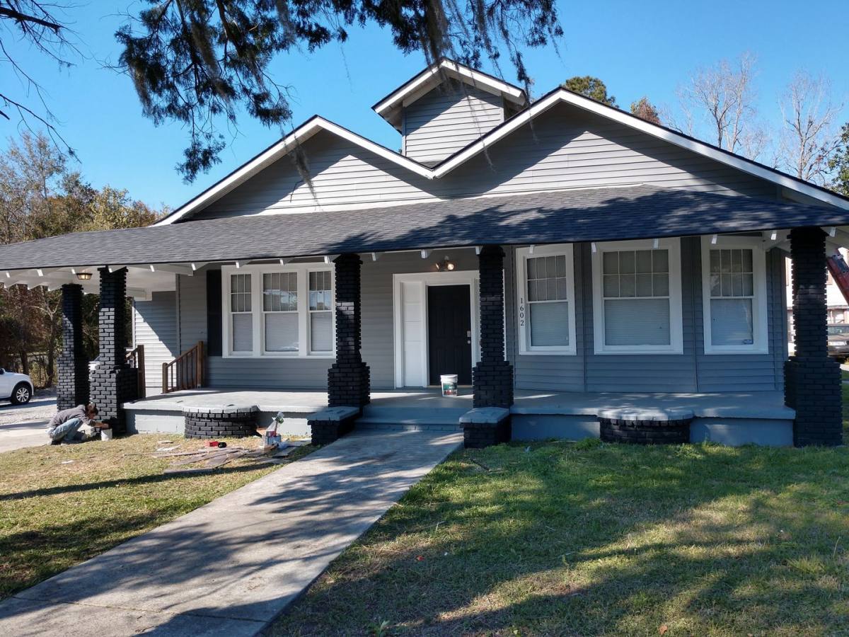 Apartment for rent at 1602 E Henry St, Savannah, GA 31404