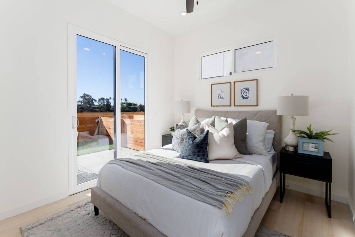 Apartment for rent at 4603 - 4611 Almayo Ave, San Diego, CA 92117