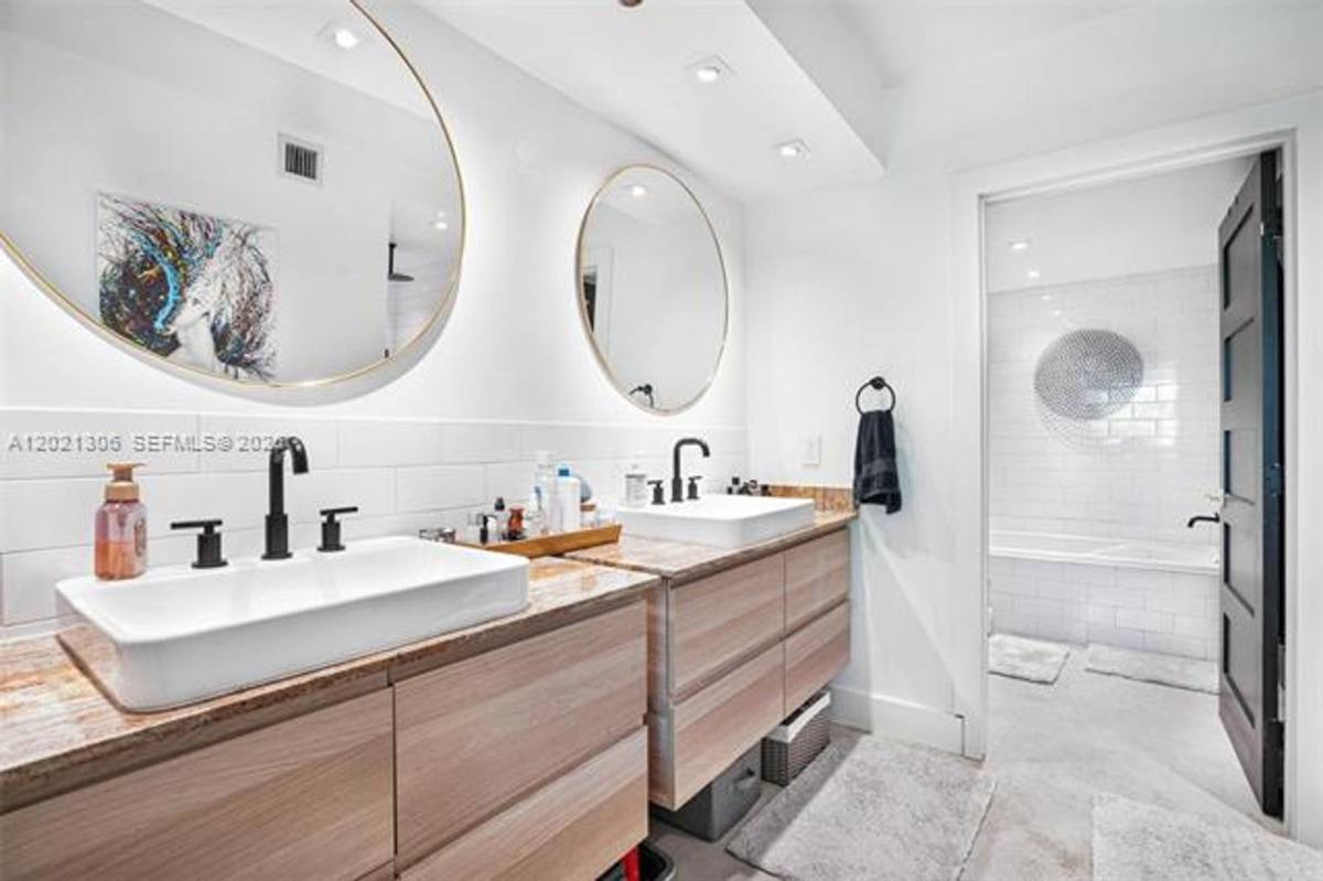 Apartment for rent at 245 Michigan Ave, Miami Beach, FL 33139