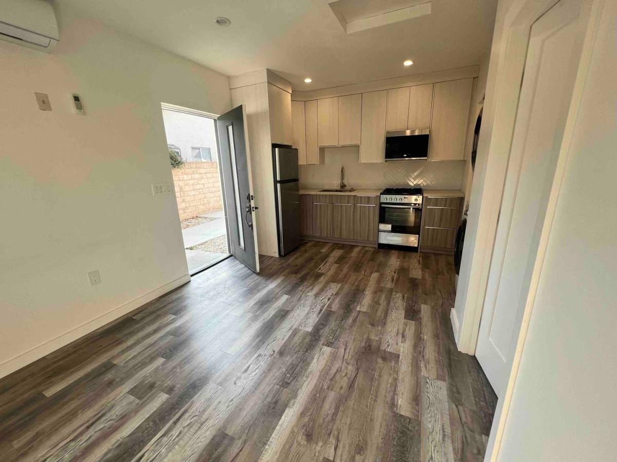 Apartment for rent at 8045 Darby Ave, Reseda, CA 91335