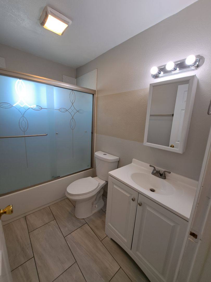 Apartment for rent at 207 Brown St, Vacaville, CA 95688