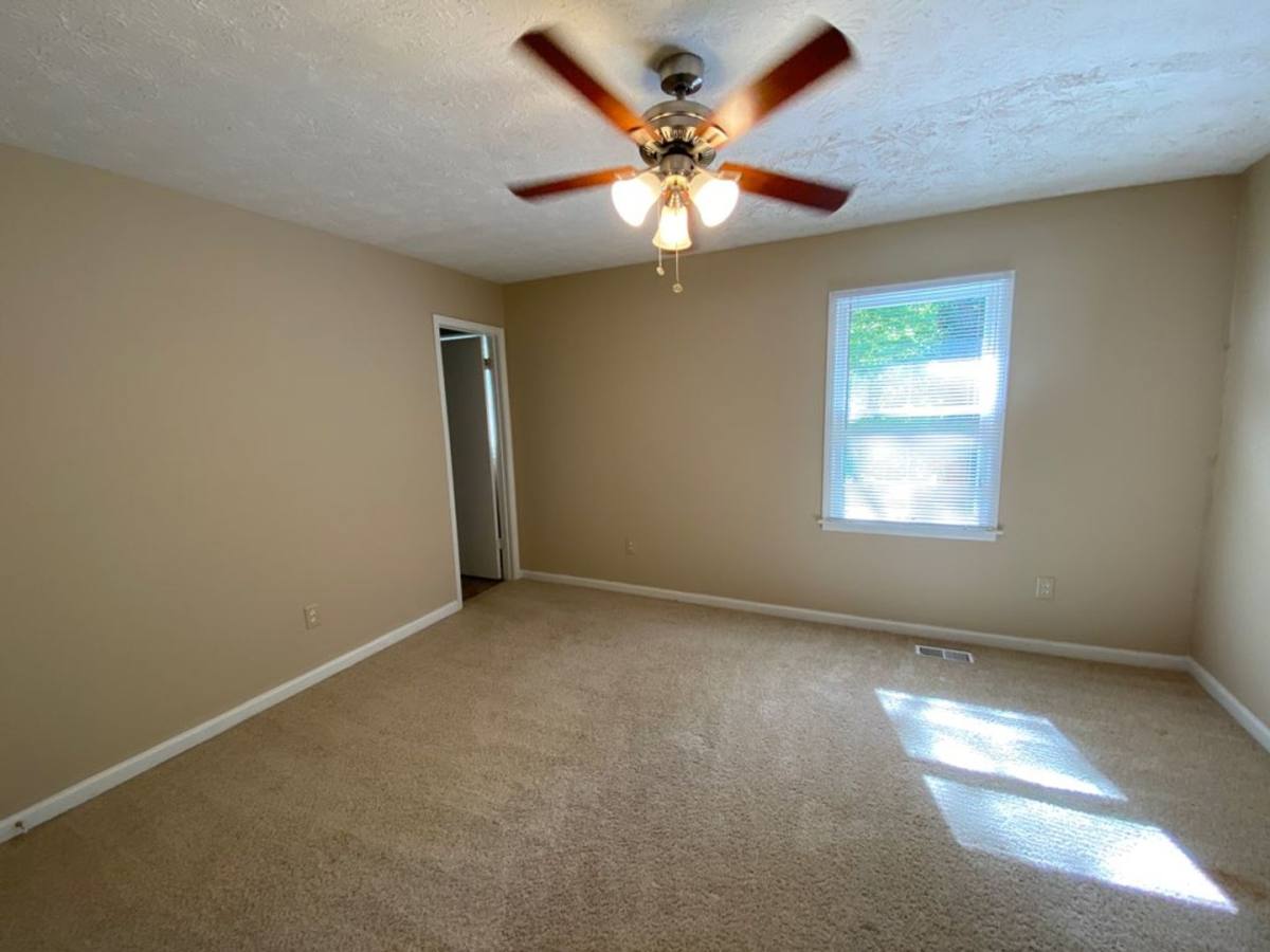 Townhouse for rent at 2836 New S Dr, Marietta, GA 30066