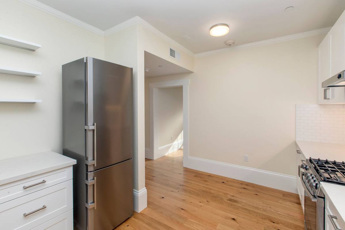 Apartment for rent at 3525 17th St, San Francisco, CA 94110