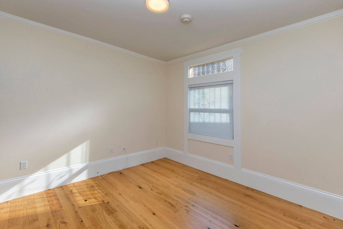Apartment for rent at 3525 17th St, San Francisco, CA 94110