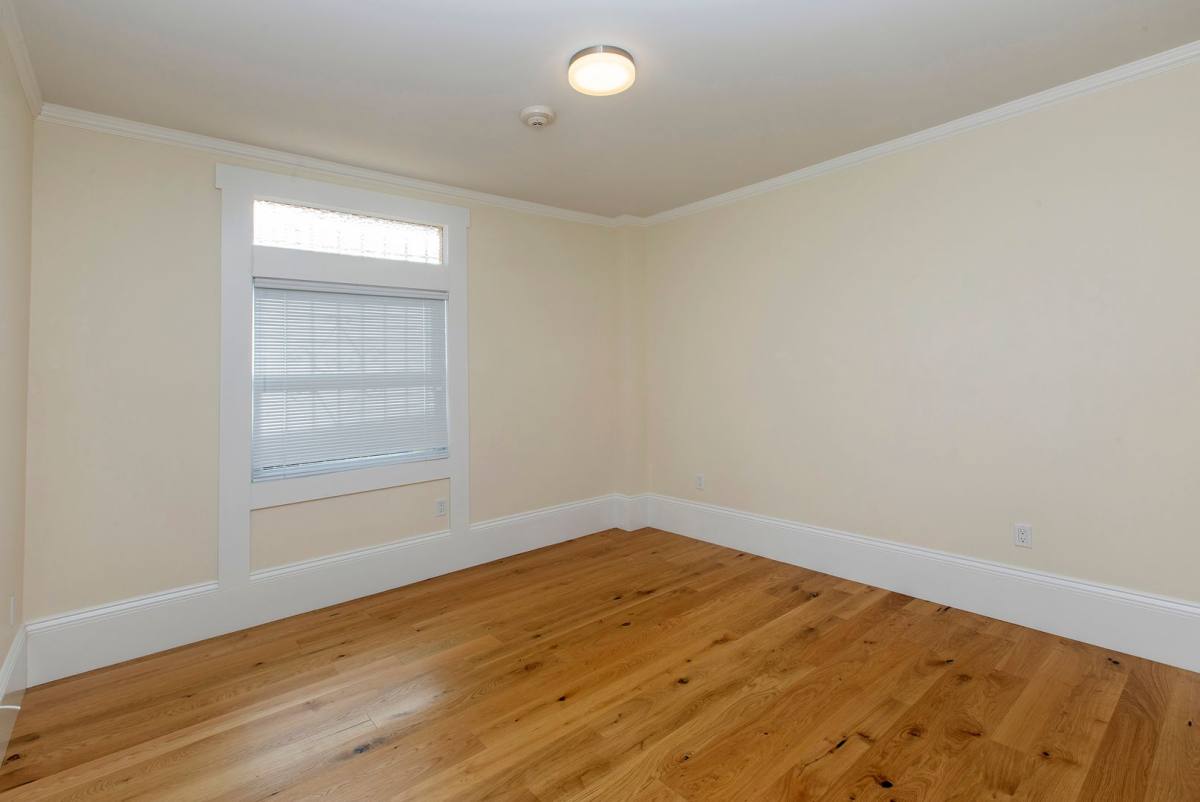 Apartment for rent at 3525 17th St, San Francisco, CA 94110