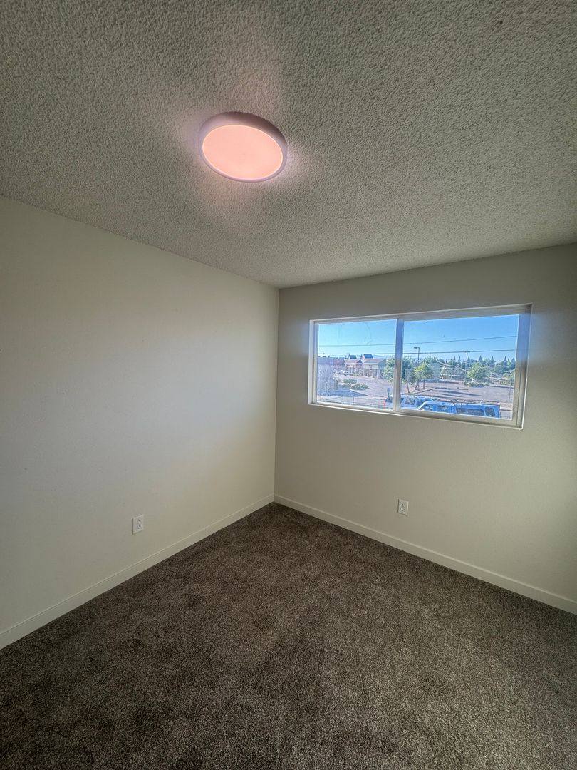 Apartment for rent at 140 Masonic Ave, Redding, CA 96003