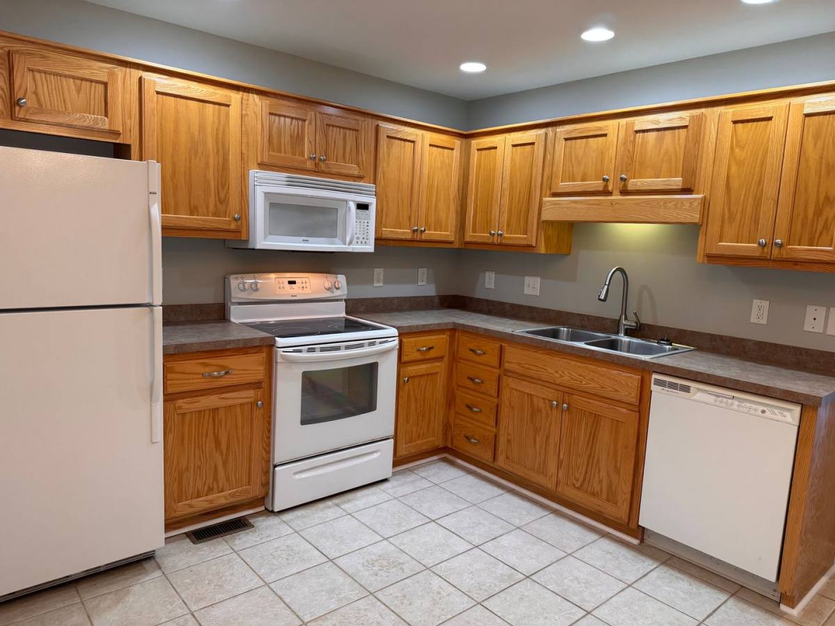 Apartment for rent at 1911 A&B Zoo Parkway, Asheboro, NC 27205