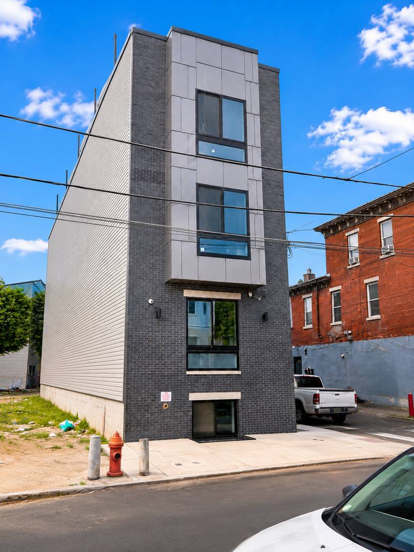 Apartment for rent at 122 E Cumberland St, Philadelphia, PA 19125