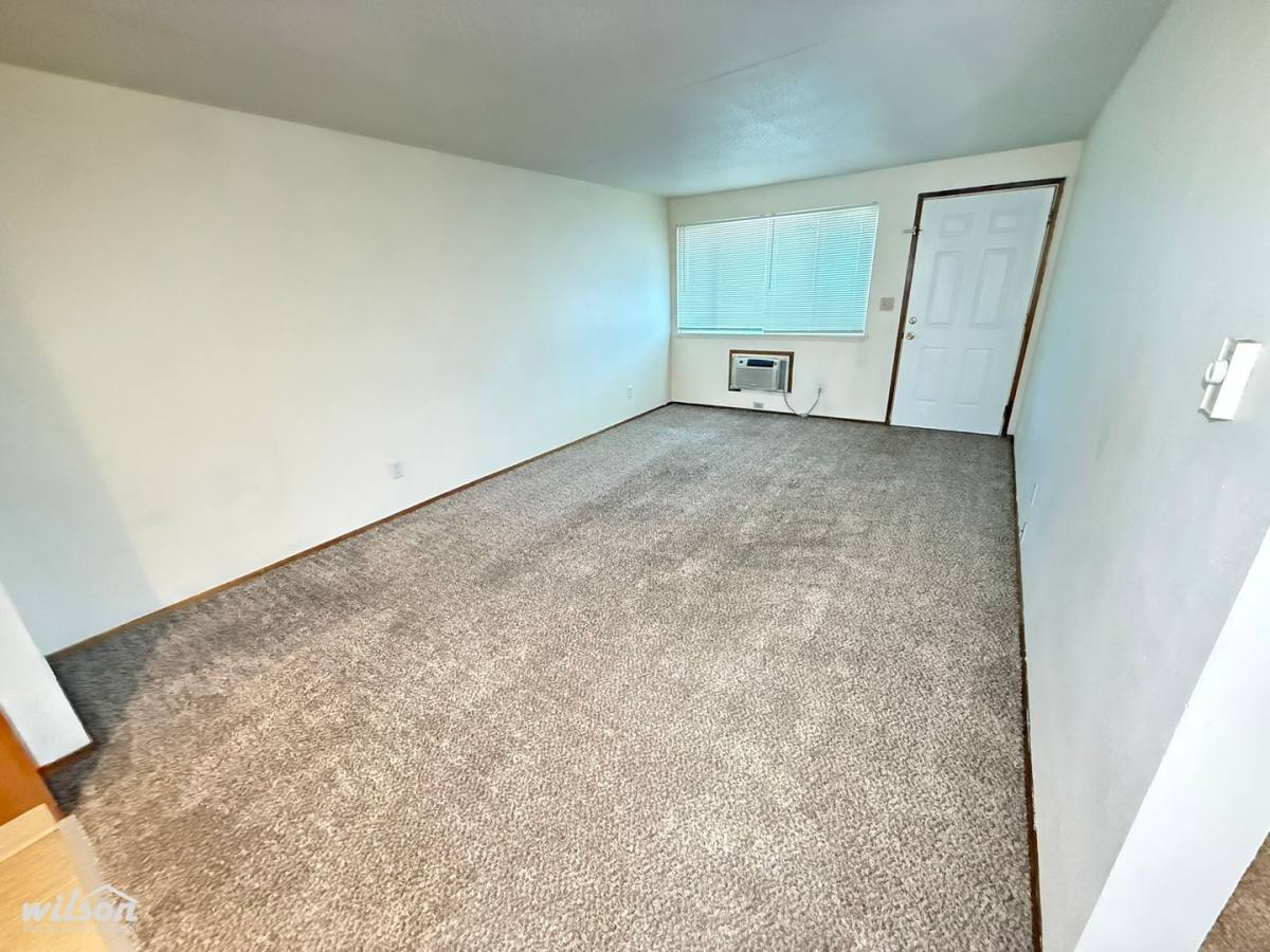 Apartment for rent at 1009 S 41st Ave, Yakima, WA 98908