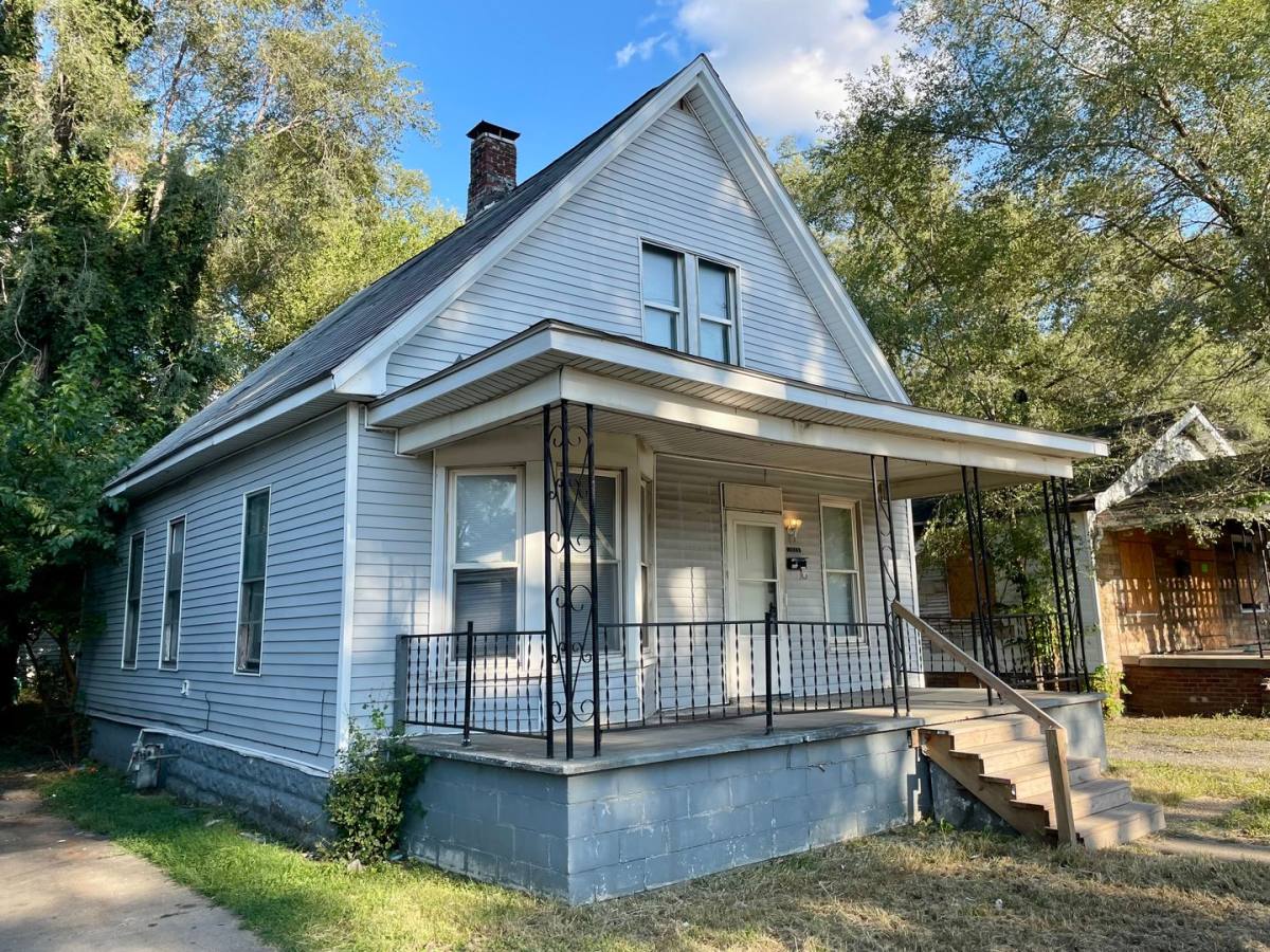House for rent at 1024 N 11th St, Springfield, IL 62702