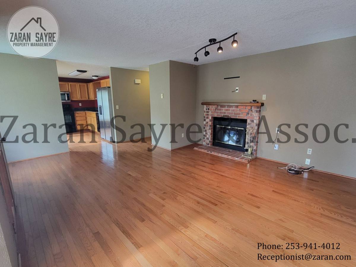 House for rent at 32231 14th Ave SW, Federal Way, WA 98023