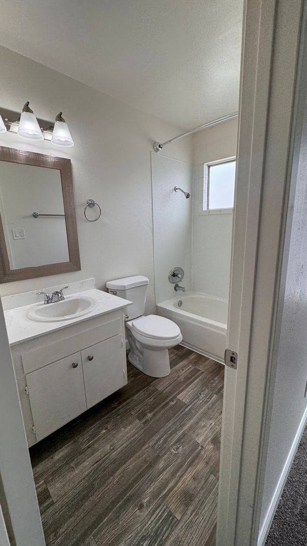 Apartment for rent at 166 S Lincoln, El Cajon, CA 92020