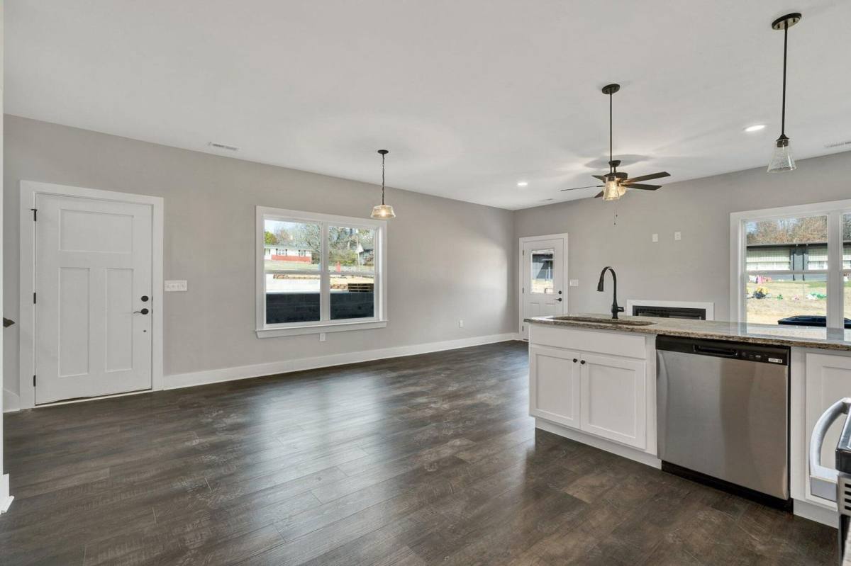 Townhouse for rent at 164 McNabb Dr NW, Cleveland, TN 37312