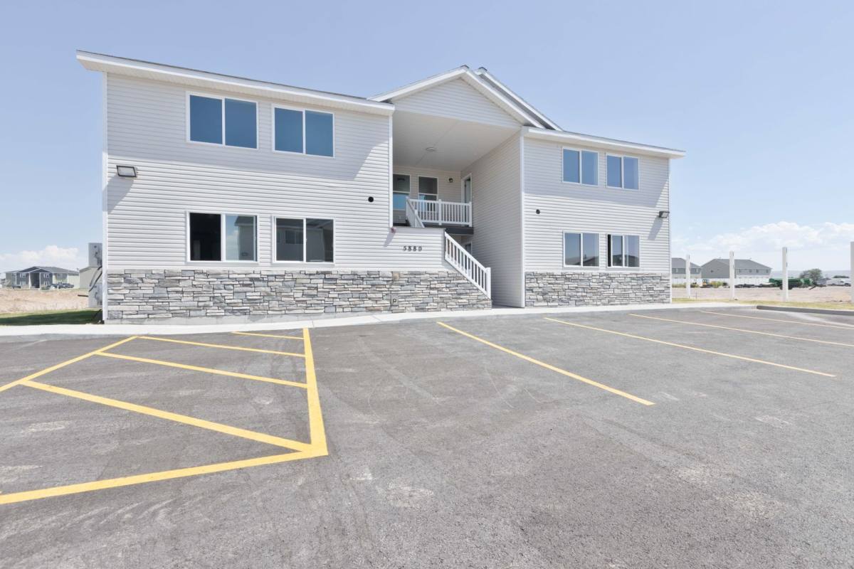 Apartment for rent at 5880 N Silver Fox, Idaho Falls, ID 83401