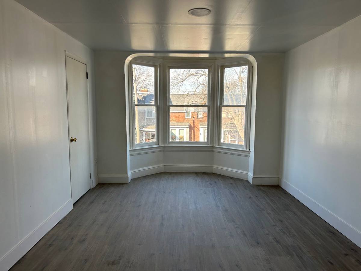 Apartment for rent at 454 Pennsylvania Ave, York, PA 17404