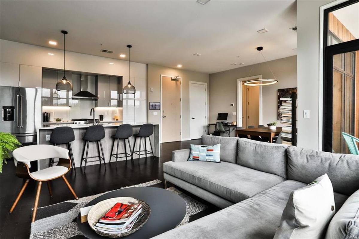 Condo for rent at 4101 Laclede Ave, Saint Louis, MO 63108