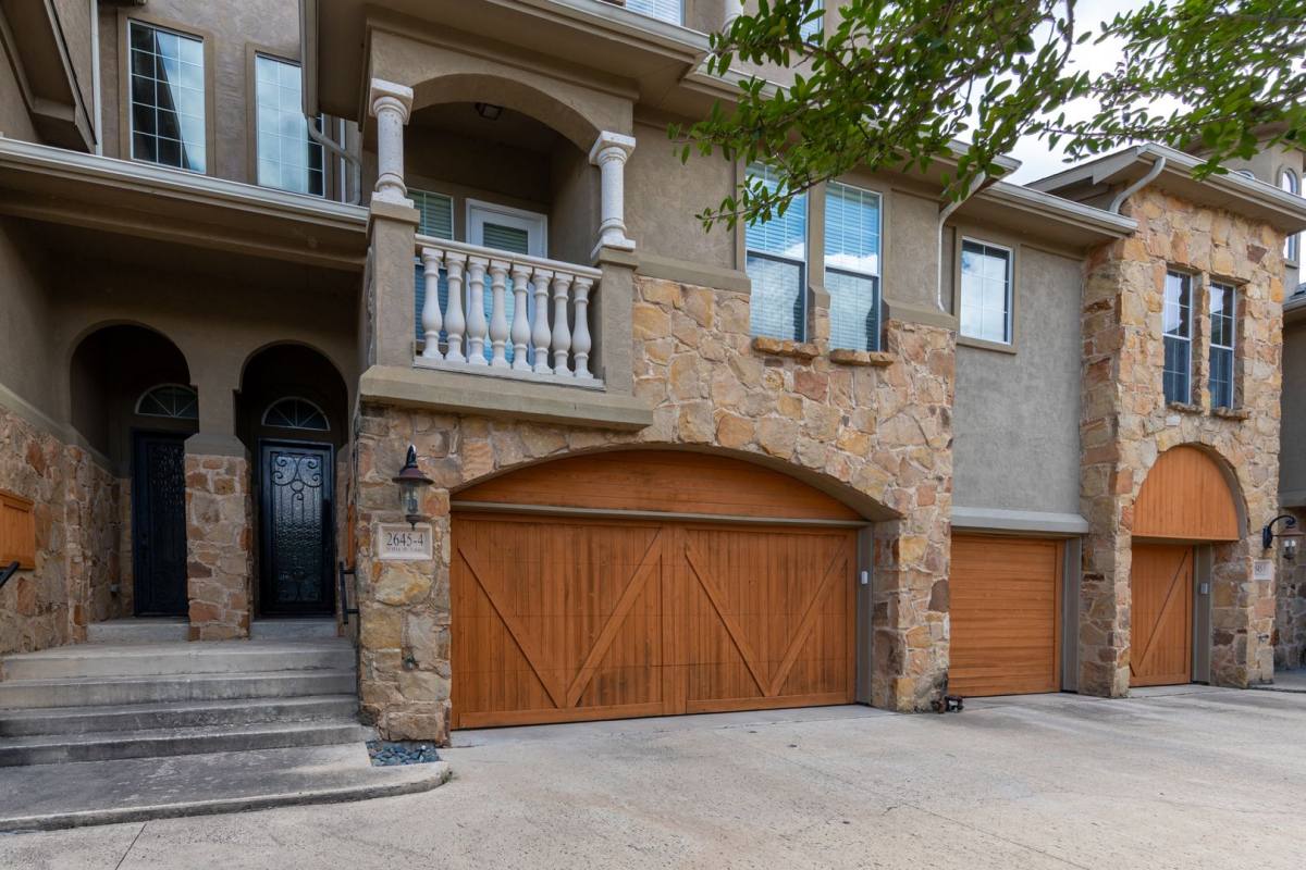 Townhouse for rent at 2645 Villa Di Lago, Grand Prairie, TX 75054