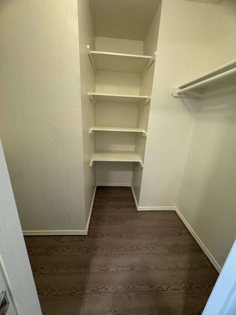 House for rent at 222 Lydia Circle, Irving, TX 75060
