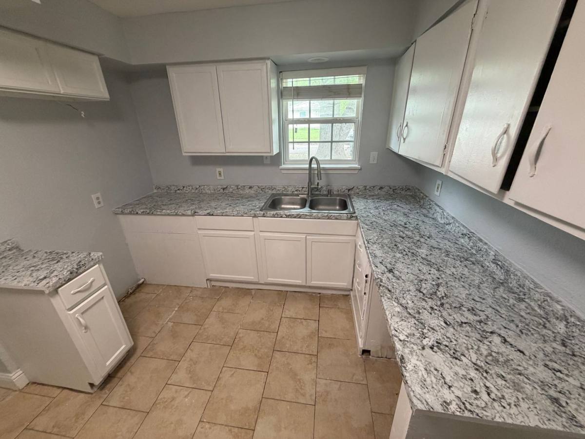 House for rent at 3002 Shenstone Dr, Dallas, TX 75228