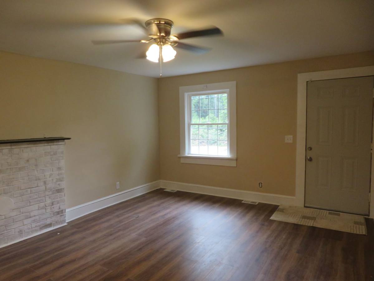 House for rent at 331 Glenwood Court, Petersburg, VA 23803