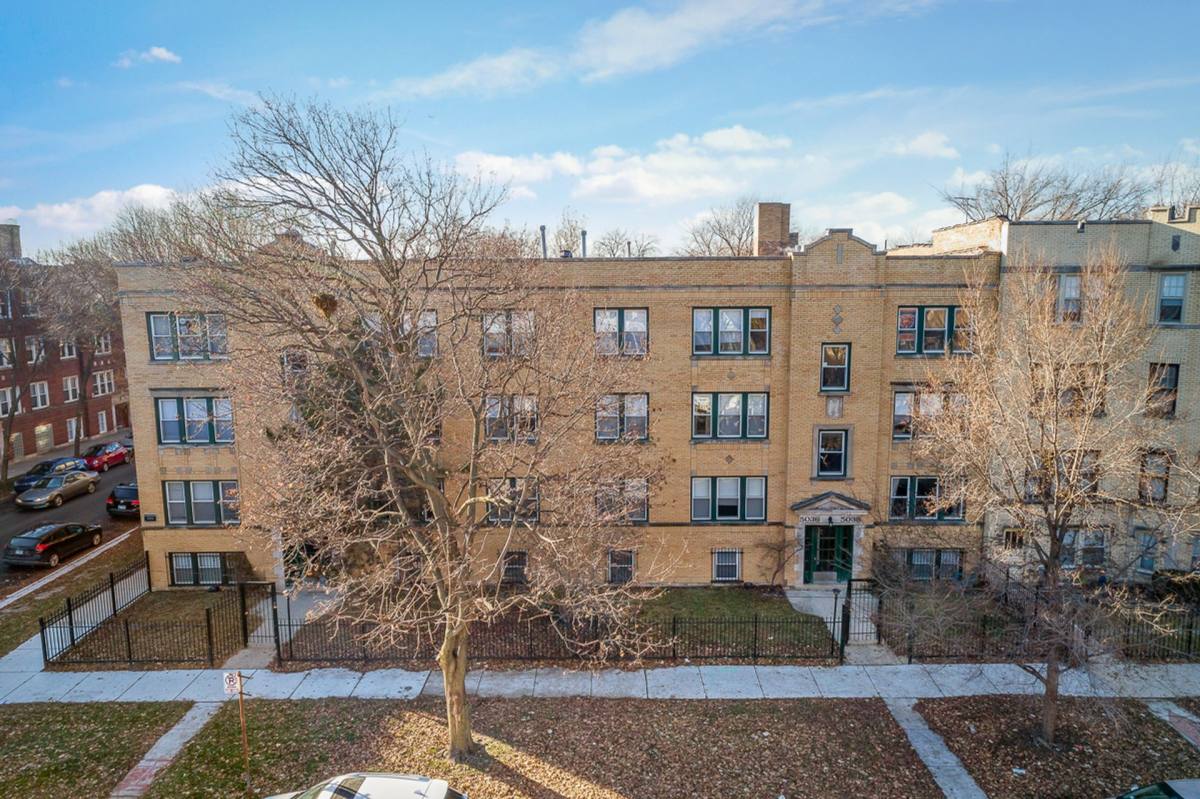 Apartment for rent at 5032 N Wolcott Ave, Chicago, IL 60640