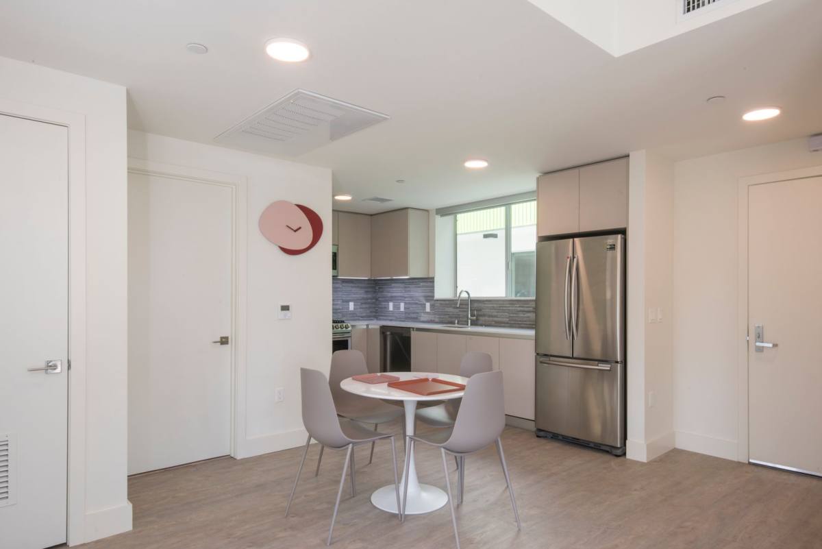Apartment for rent at 12117 Valleyheart Dr, Studio City, CA 91604
