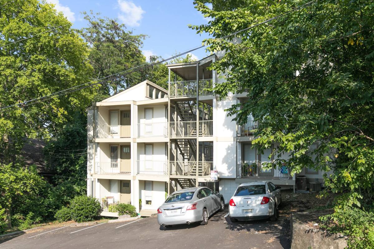 Apartment for rent at 1508 33rd St S, Birmingham, AL 35205