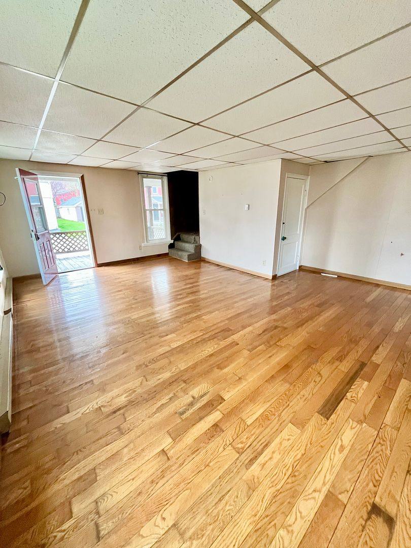 Apartment for rent at 125-127 Maple St, Howard, PA 16841