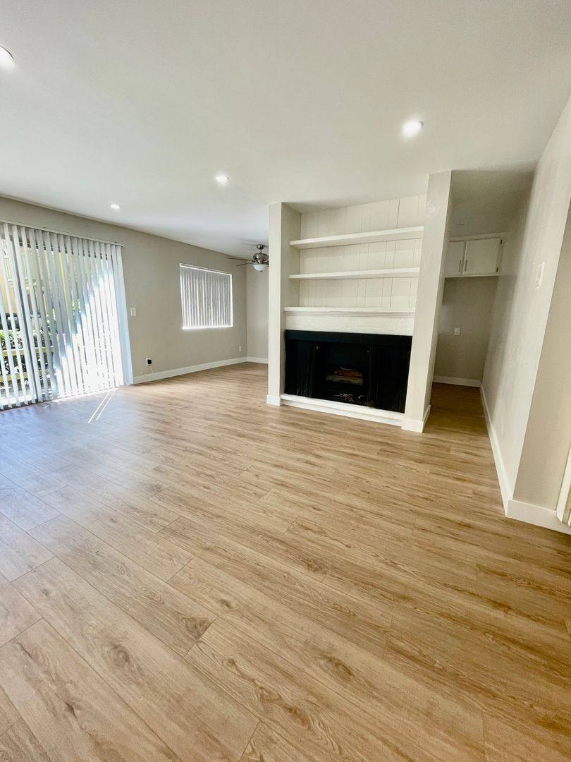 Apartment for rent at 7531 Knott Ave, Buena Park, CA 90620