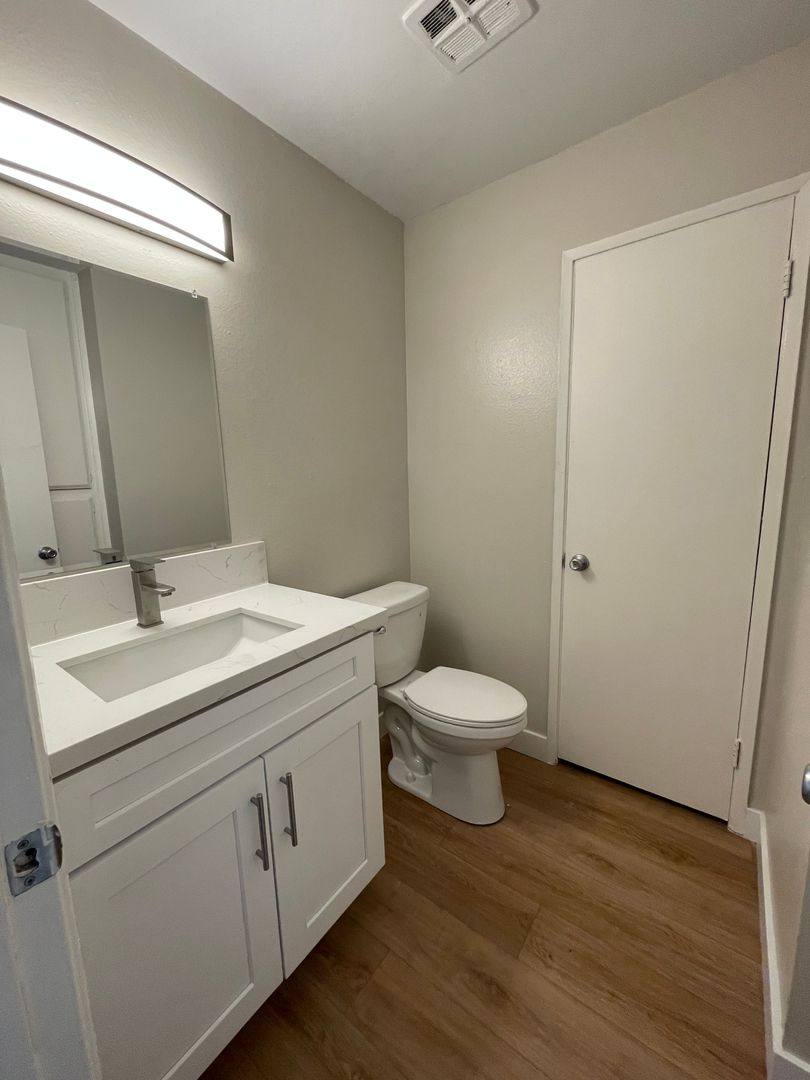 Apartment for rent at 7531 Knott Ave, Buena Park, CA 90620