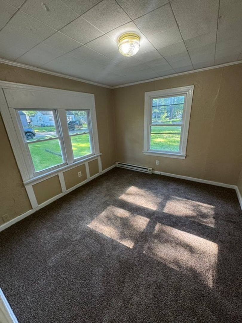 House for rent at 4428 Gaywood Dr, Fort Wayne, IN 46806