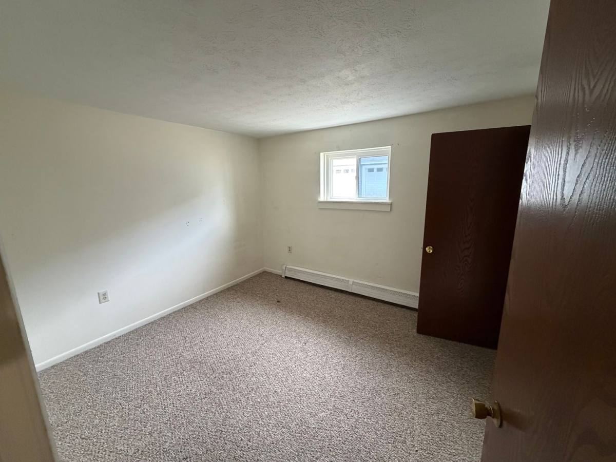 Condo for rent at 113 Main St, Epping, NH 03042