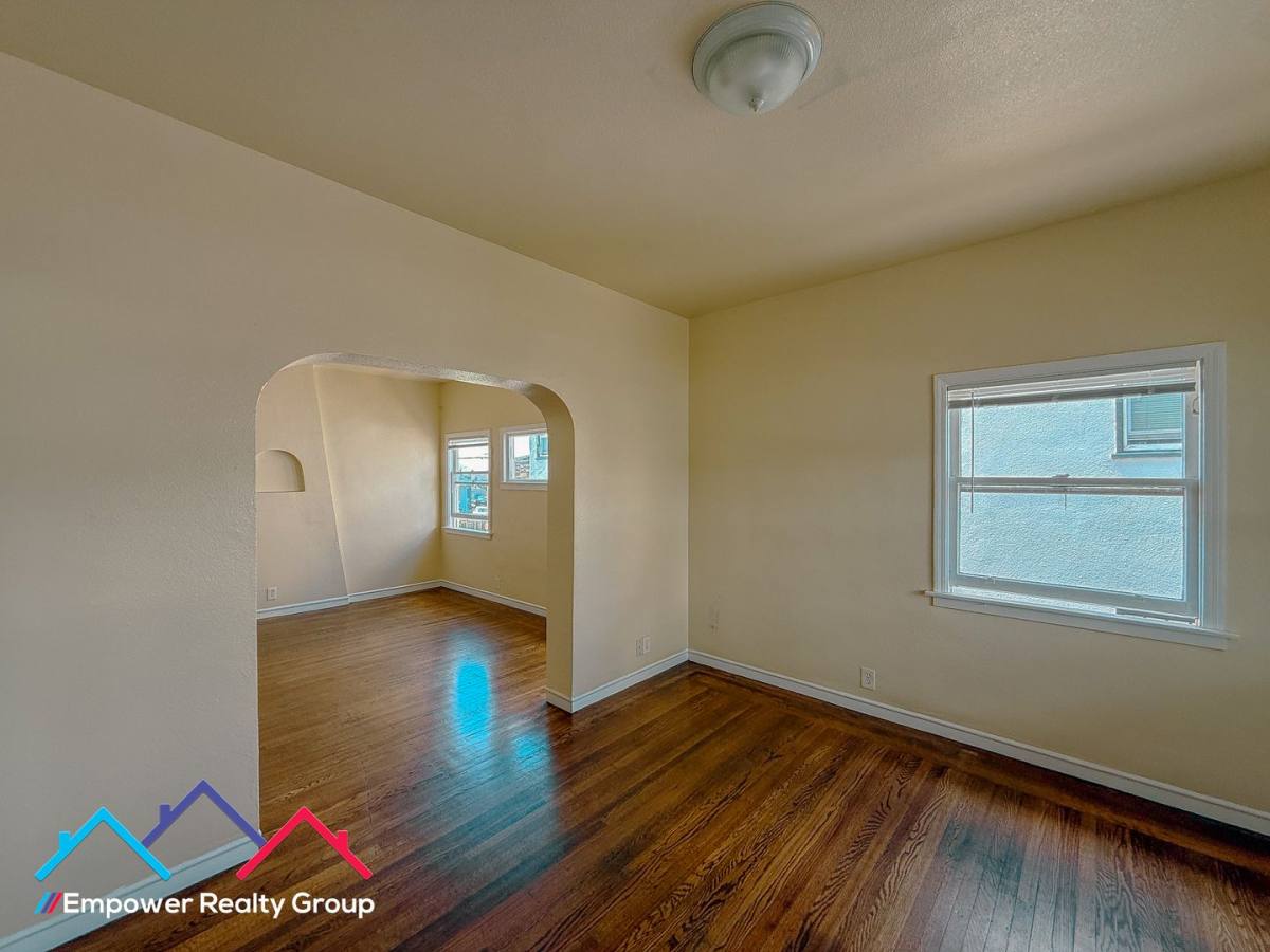 Apartment for rent at 5235 Bancroft Ave, Oakland, CA 94601