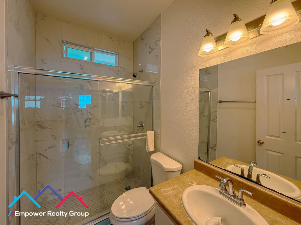 Apartment for rent at 5235 Bancroft Ave, Oakland, CA 94601