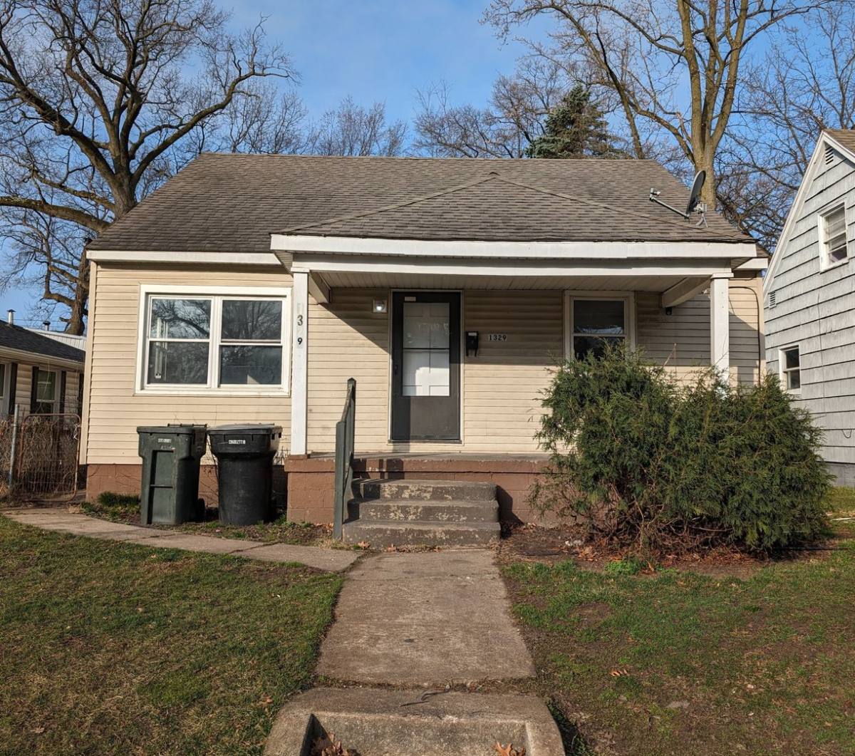House for rent at 1329 N Johnson St, South Bend, IN 46628